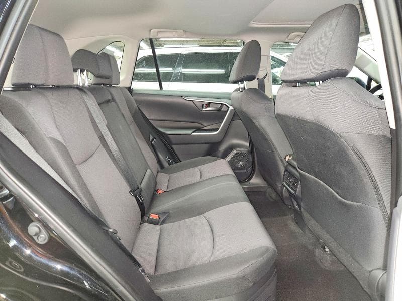 2025 TOYOTA RAV4 HYBRID XLE 11