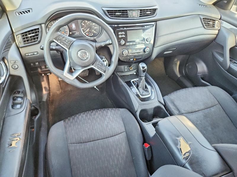 2017 NISSAN ROGUE S 8