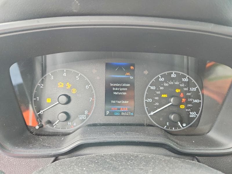 2024 TOYOTA COROLLA LE 9
