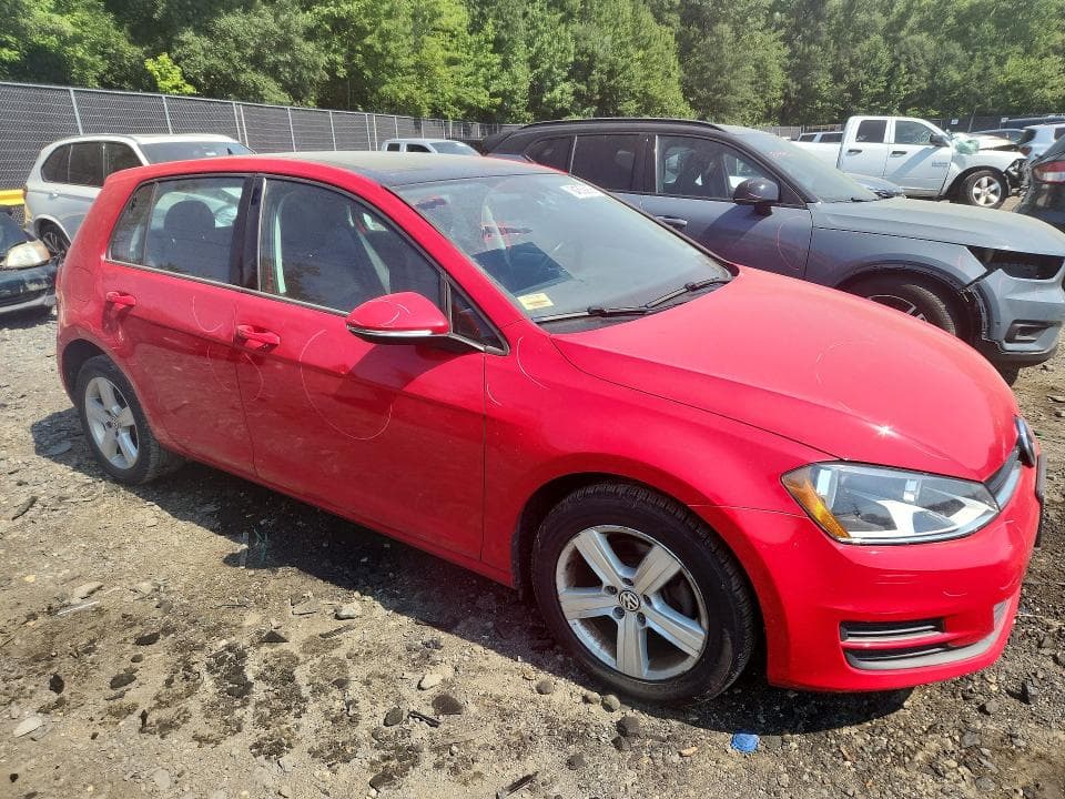 2017 VOLKSWAGEN GOLF S 4