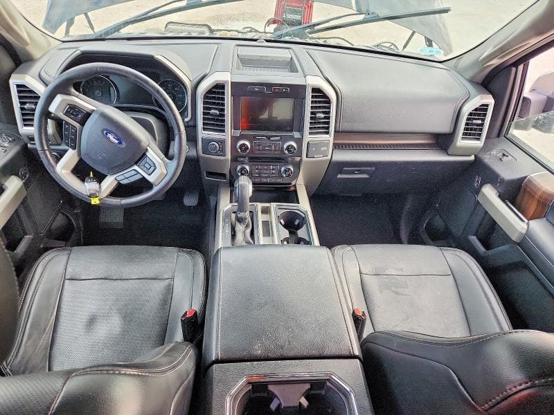 2017 FORD F150 SUPERCREW 8