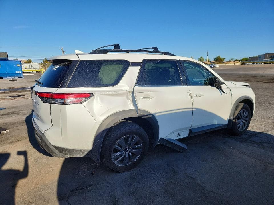 2025 NISSAN PATHFINDER SV 3