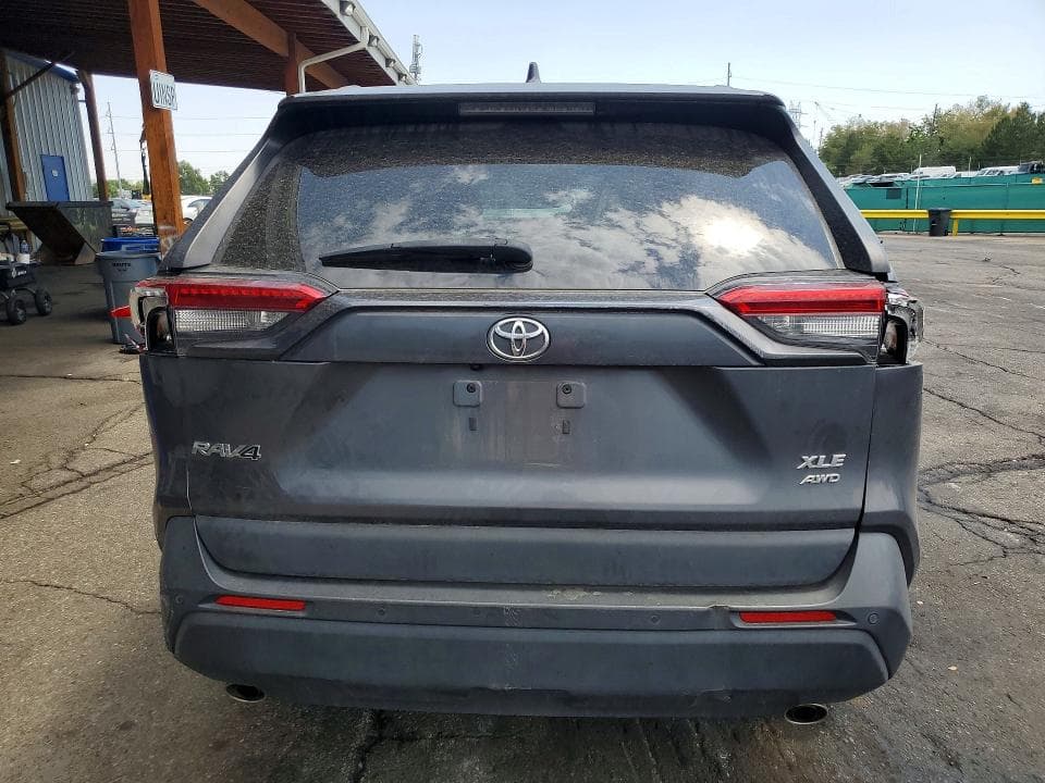 2021 TOYOTA RAV4 XLE PREMIUM 6