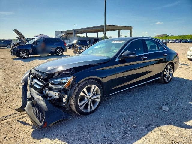 2018 MERCEDES-BENZ C 300 - 1