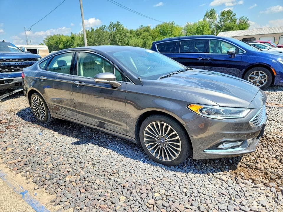 2017 FORD FUSION SE 4