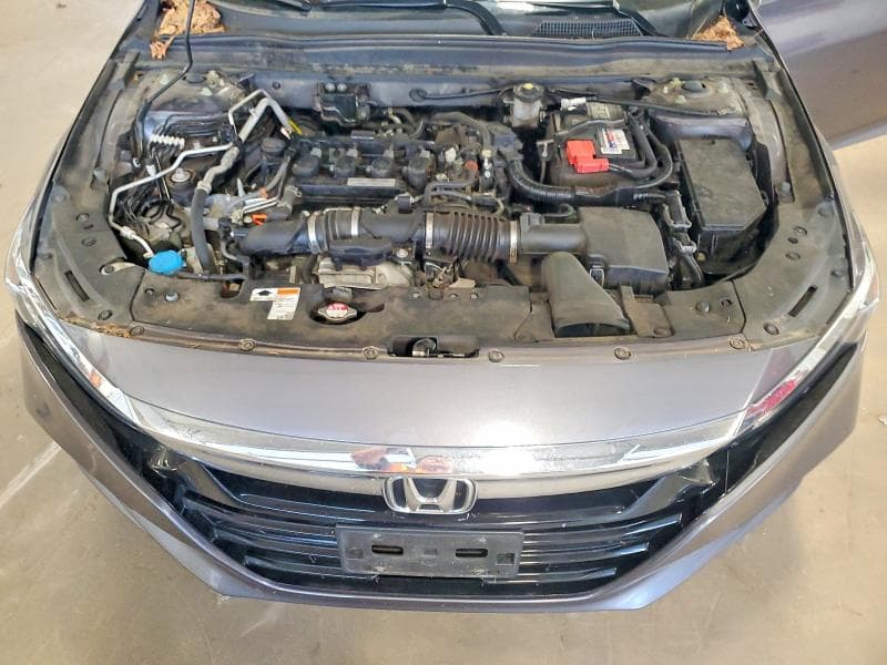 2018 HONDA ACCORD LX 11
