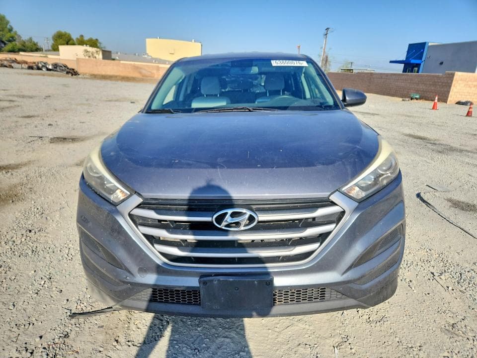 2017 HYUNDAI TUCSON SE 5