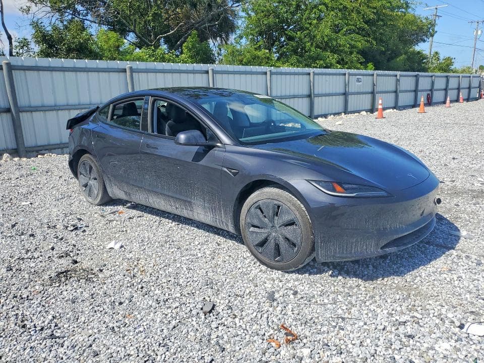 2025 TESLA MODEL 3 4