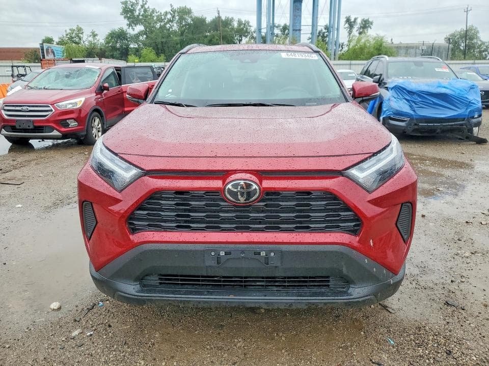 2025 TOYOTA RAV4 XLE 5