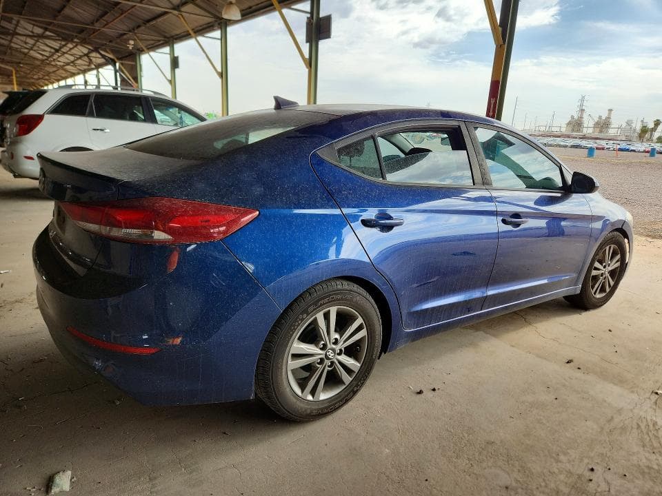 2017 HYUNDAI ELANTRA SE 3