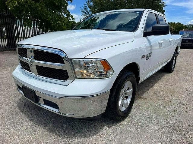 2021 RAM 1500 CLASSIC SLT - 1