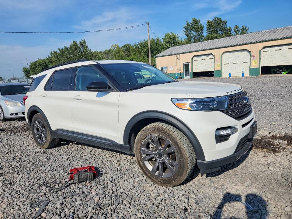2022 FORD EXPLORER XLT 4