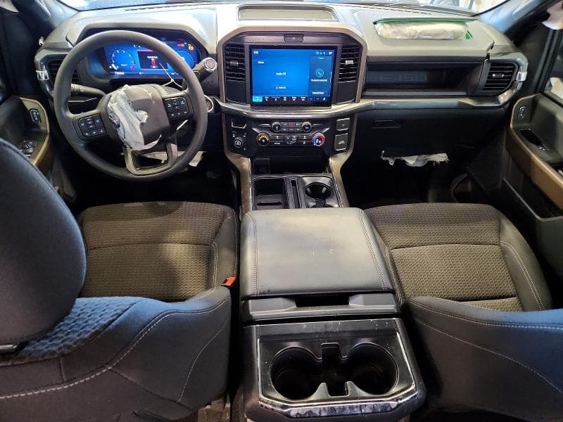 2025 FORD F150 STX 8