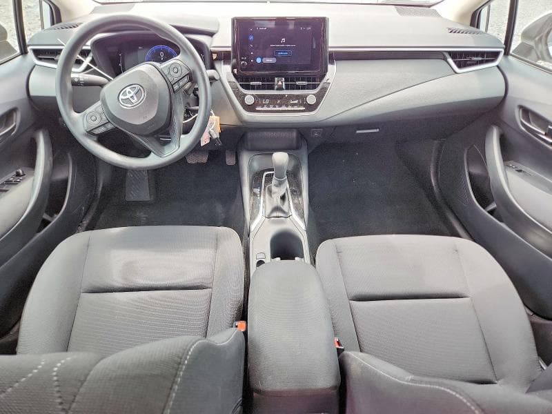 2026 TOYOTA COROLLA LE 8