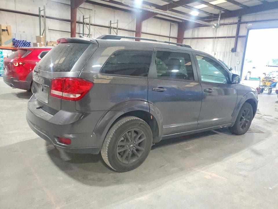 2019 DODGE JOURNEY SE 3