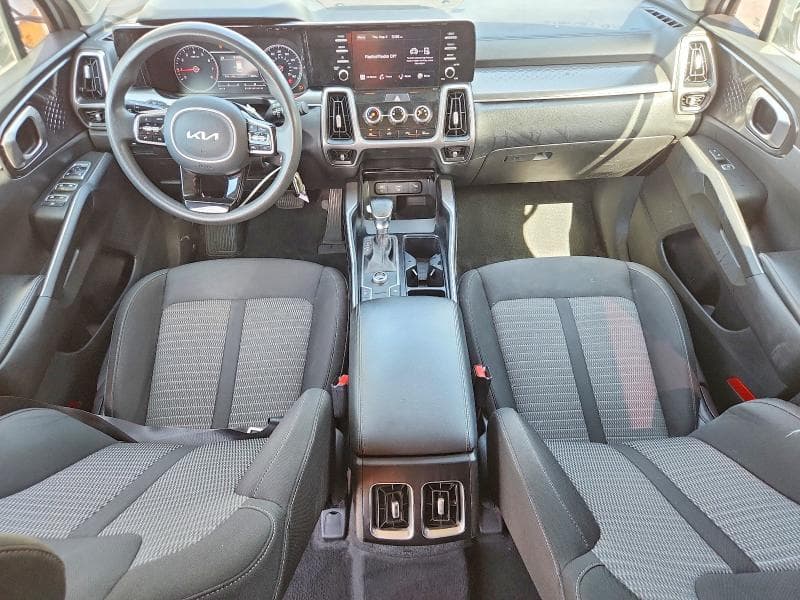 2022 KIA SORENTO LX 8