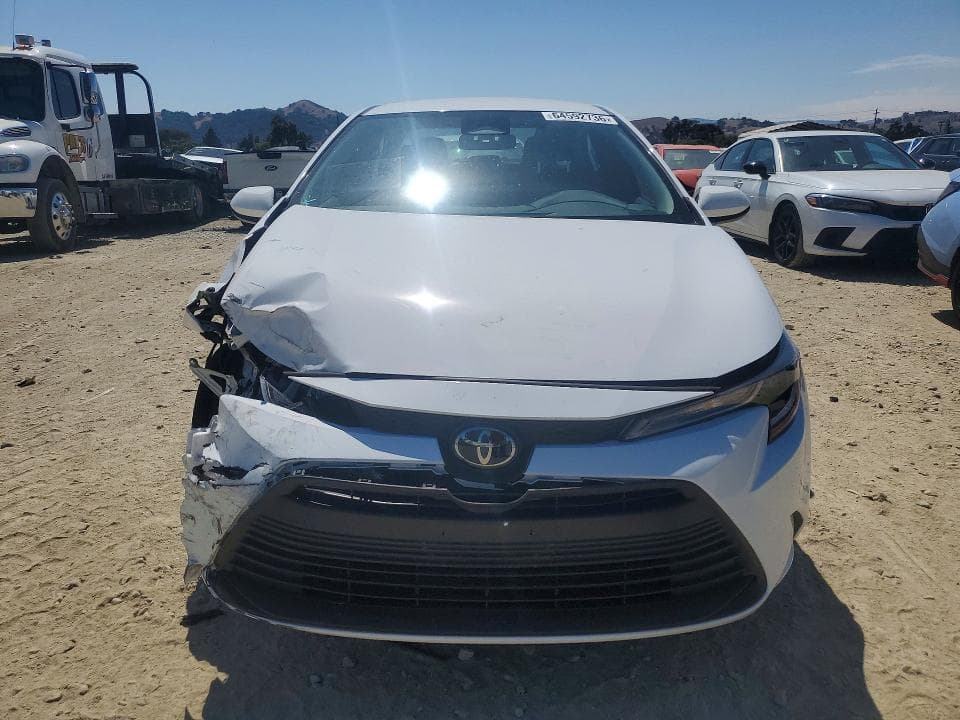 2025 TOYOTA COROLLA LE 5