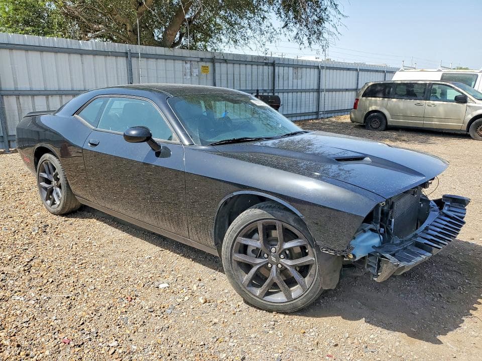 2023 DODGE CHALLENGER SXT 4