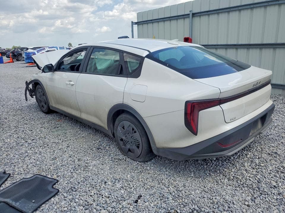 2025 KIA K4 LX 2