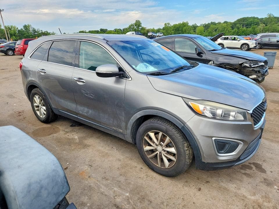 2017 KIA SORENTO LX V6 4