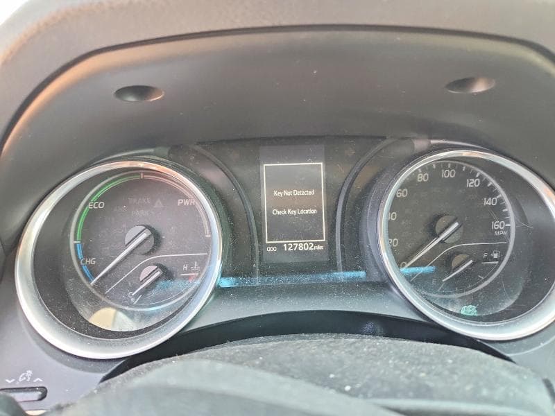 2018 TOYOTA CAMRY LE 9