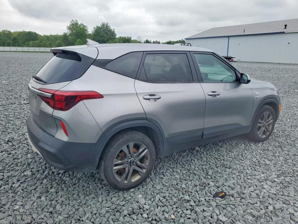 2021 KIA SELTOS LX 3