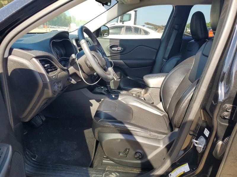 2019 JEEP CHEROKEE LATITUDE PLUS 7