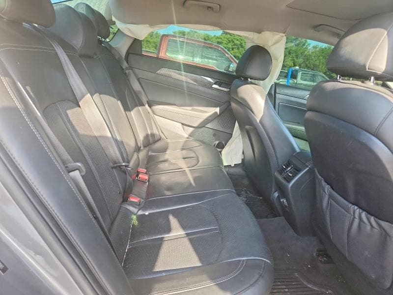 2018 HYUNDAI SONATA LIMITED 10