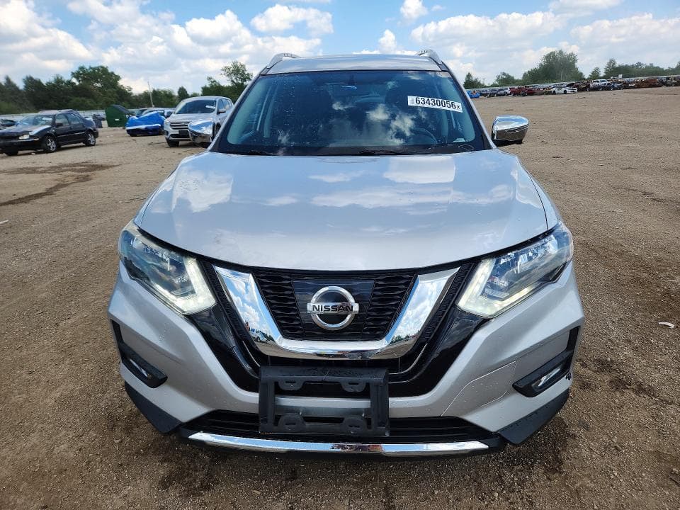 2017 NISSAN ROGUE SV 5