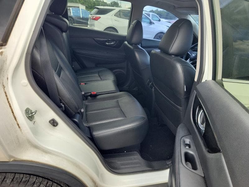 2018 NISSAN ROGUE SL 11