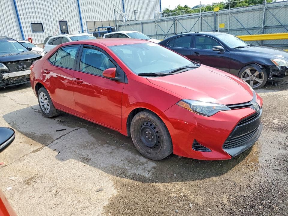 2017 TOYOTA COROLLA LE 4