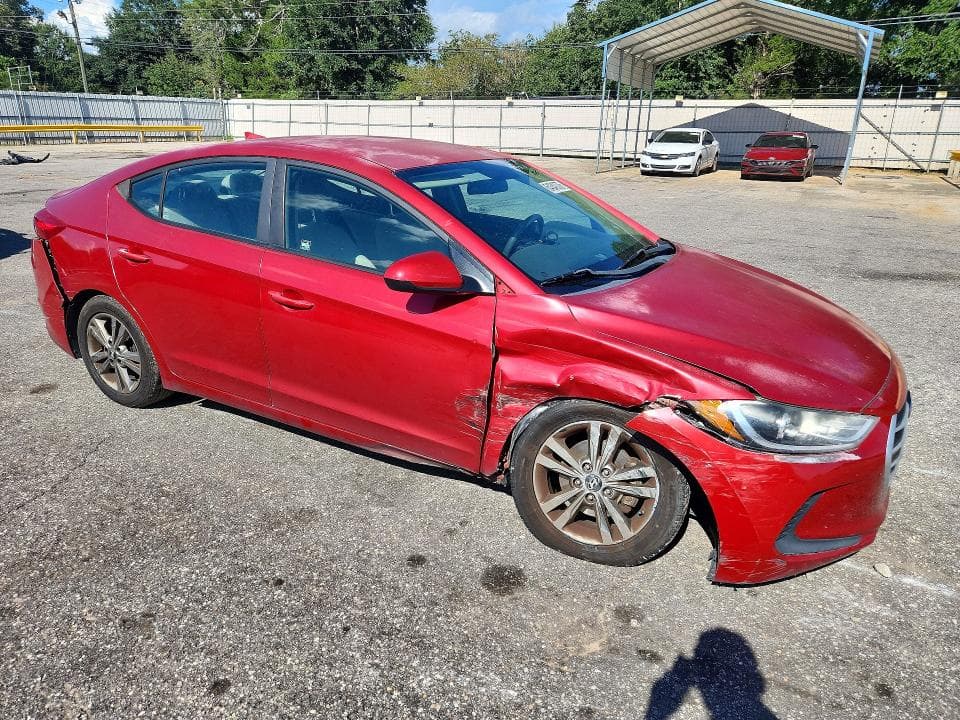 2017 HYUNDAI ELANTRA 4