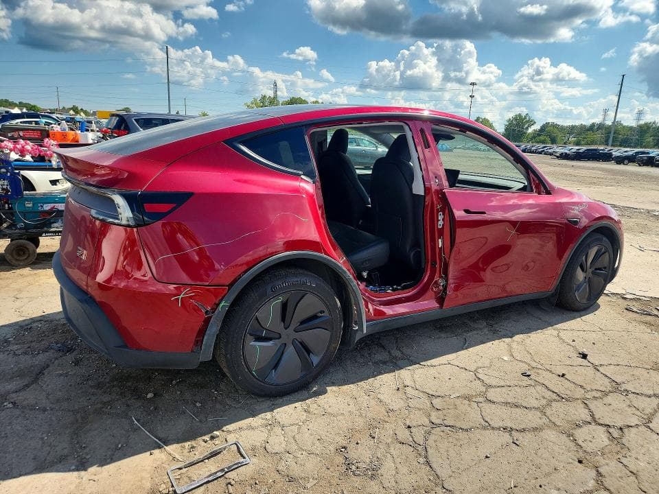 2026 TESLA MODEL Y 3