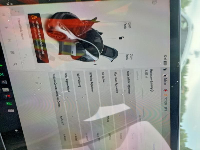 2024 TESLA MODEL Y 9