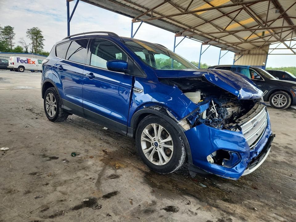 2018 FORD ESCAPE SE 4