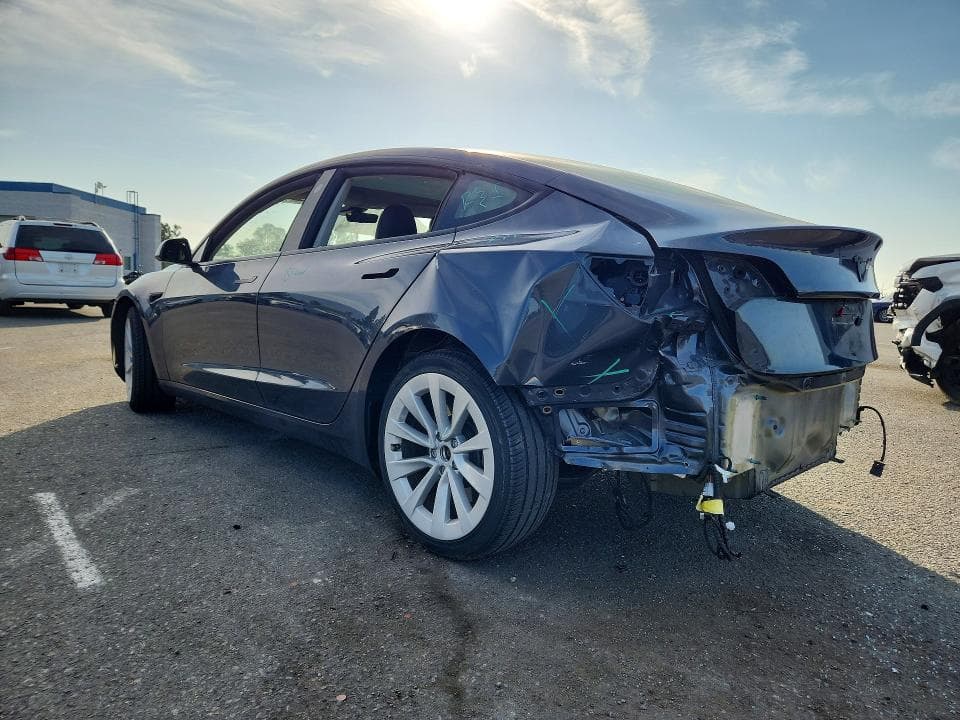 2023 TESLA MODEL 3 2