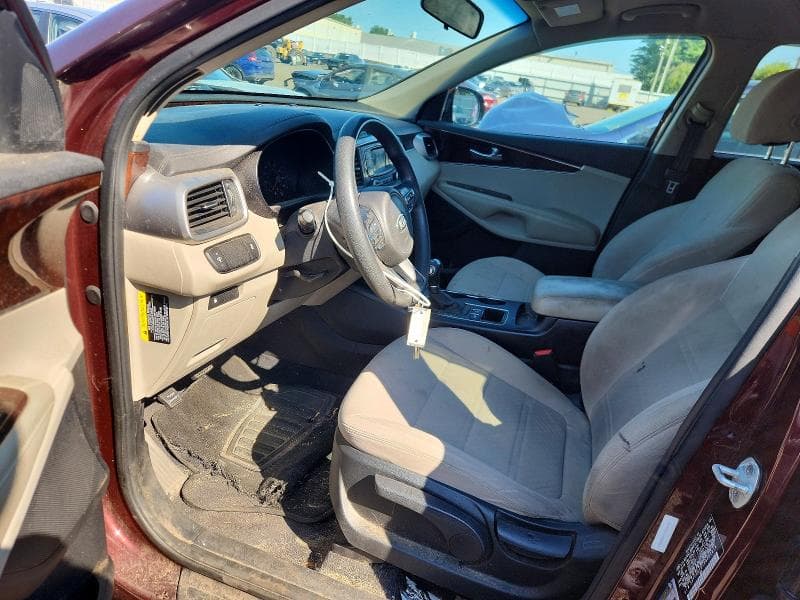 2017 KIA SORENTO LX V6 7