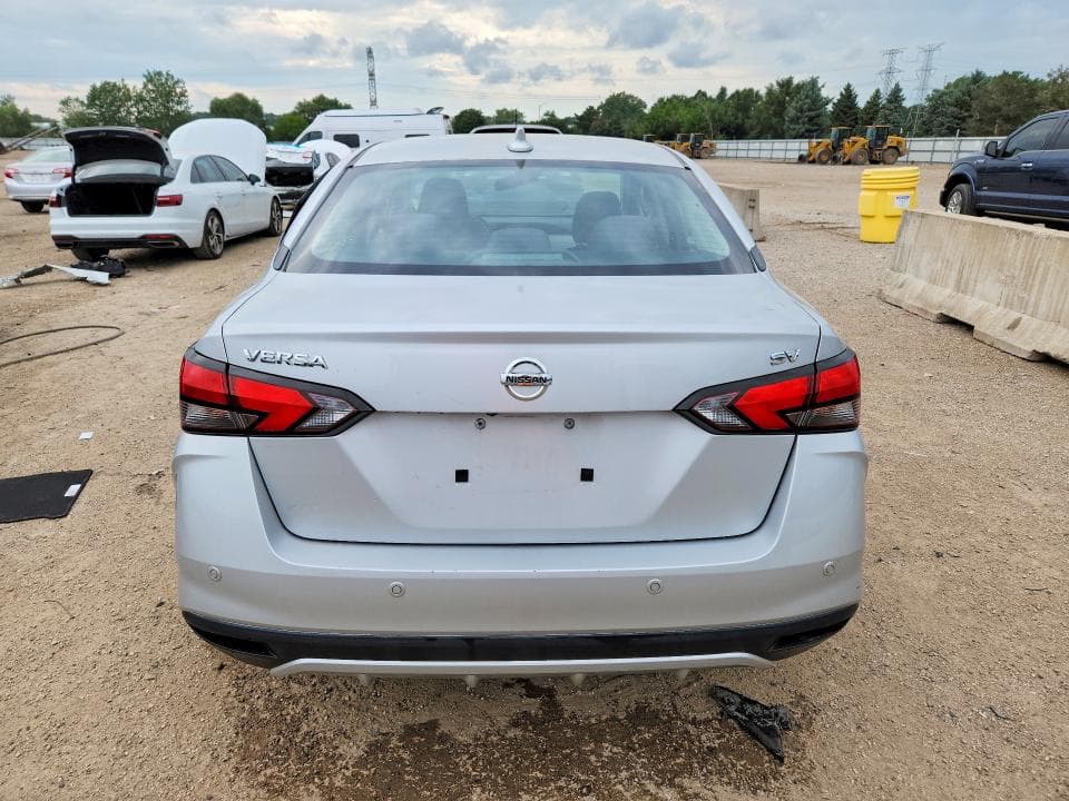 2021 NISSAN VERSA SV 6