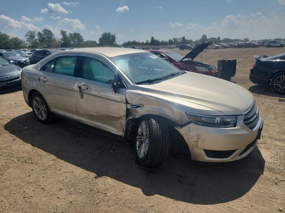 2017 FORD TAURUS SE 4