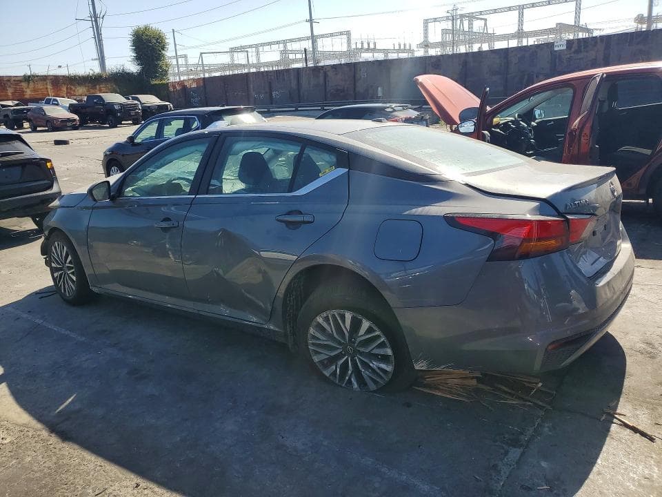 2026 NISSAN ALTIMA SV 2