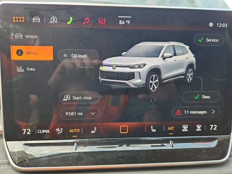 2026 VOLKSWAGEN TIGUAN SE 9