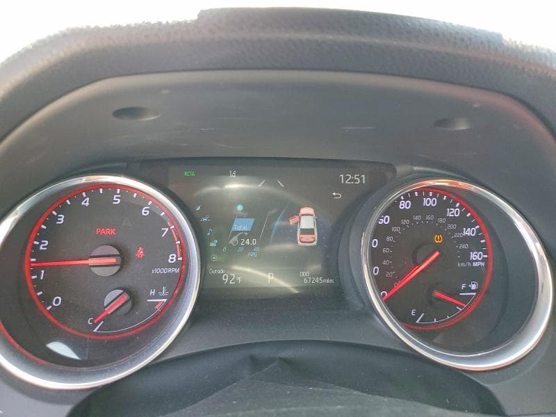 2019 TOYOTA CAMRY XSE 9