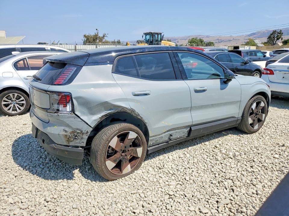 2025 VOLVO EX30 ULTRA 3