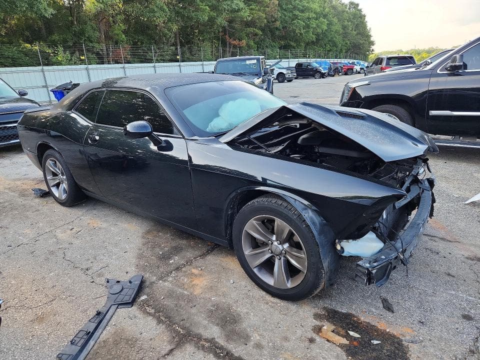2018 DODGE CHALLENGER SXT 4