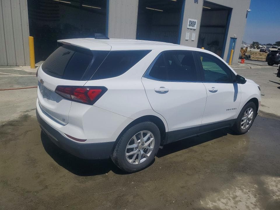 2024 CHEVROLET EQUINOX LT 3
