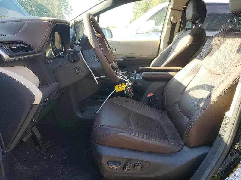 2021 TOYOTA SIENNA PLATINUM 7-PASSENGER 7