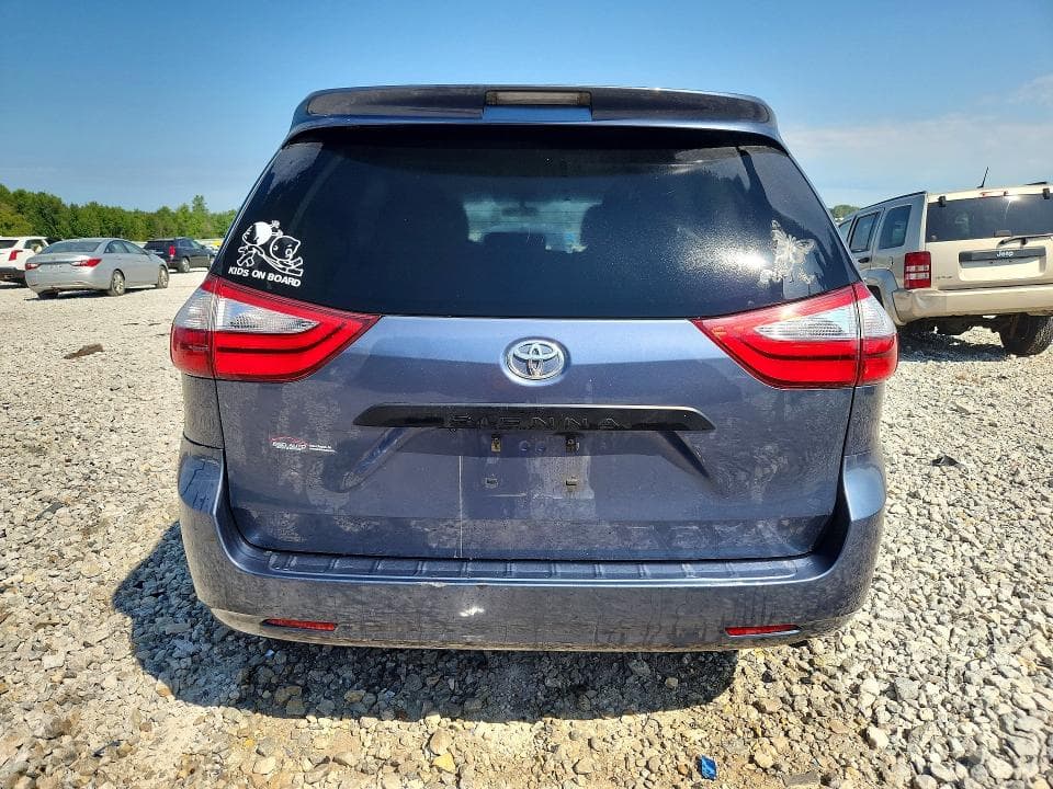 2017 TOYOTA SIENNA L 7-PASSENGER 6