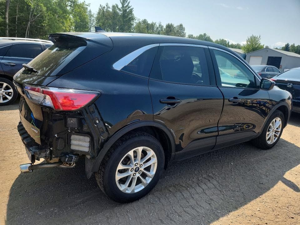 2021 FORD ESCAPE SE 3
