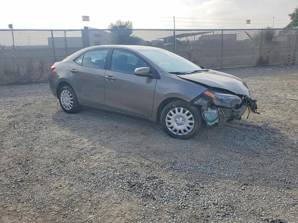 2019 TOYOTA COROLLA LE 4