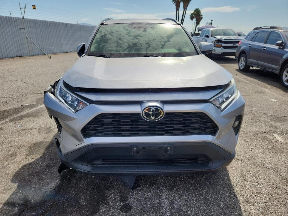 2019 TOYOTA RAV4 XLE PREMIUM 5